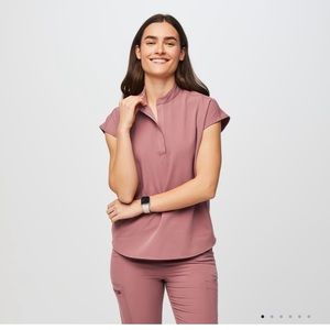 S Rafaela oversized Figs scrub top